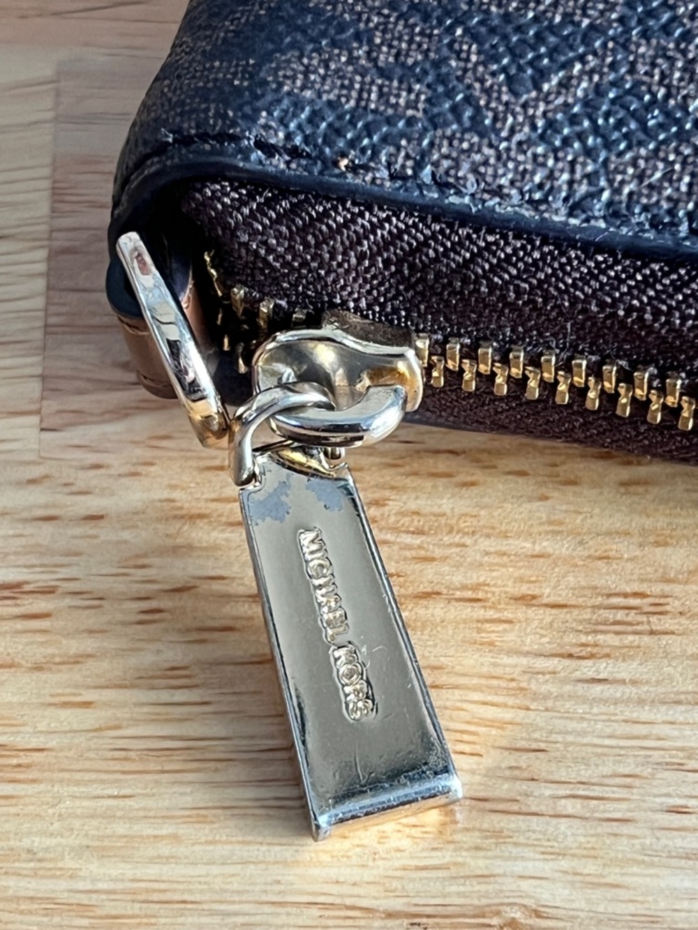 Michael Kors Brown Continental Travel Signature Logo Wallet Large - Picture 10 of 11